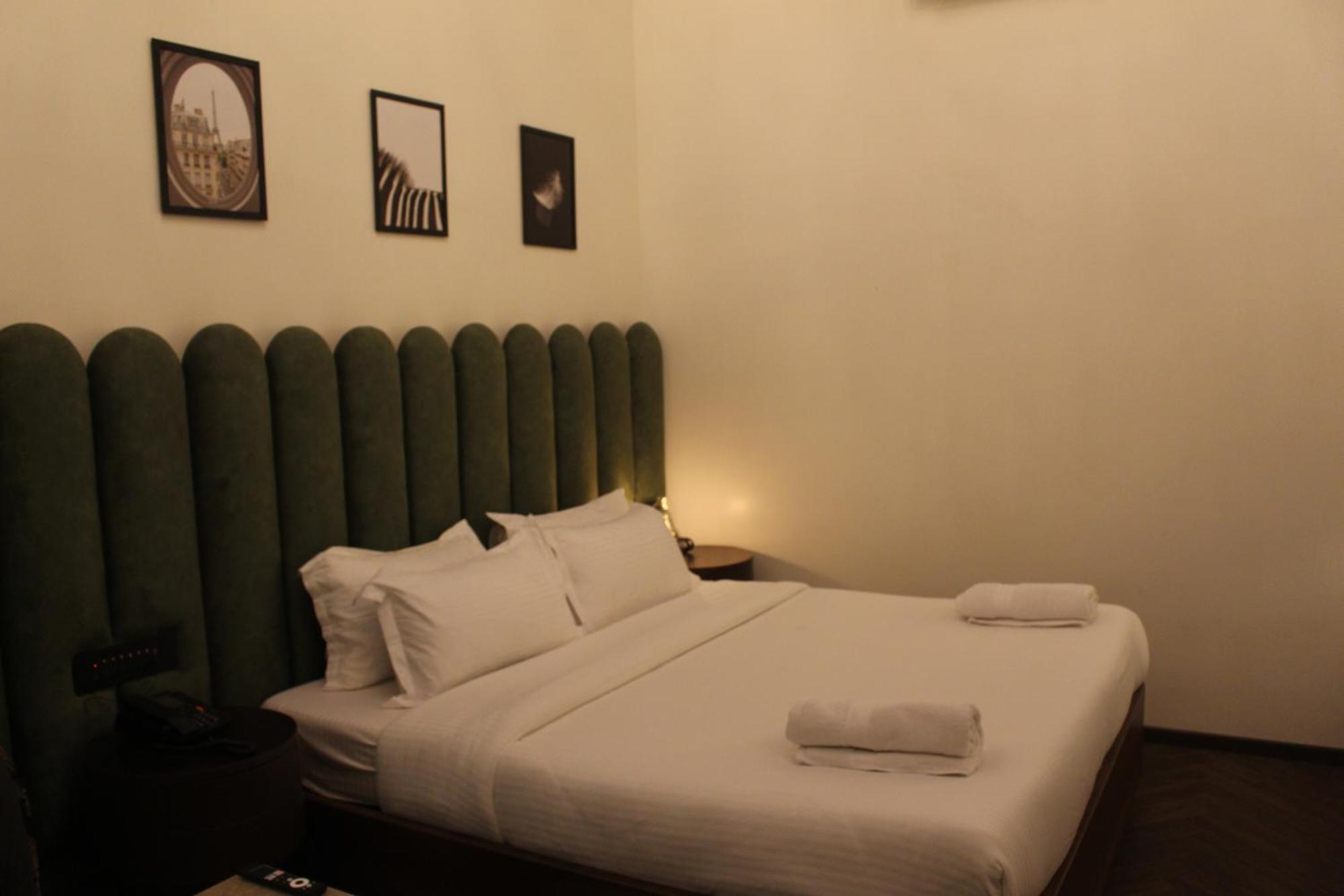 Gulf Hotel Mumbai- The Boutique Hotel Colaba Mumbai Exterior foto