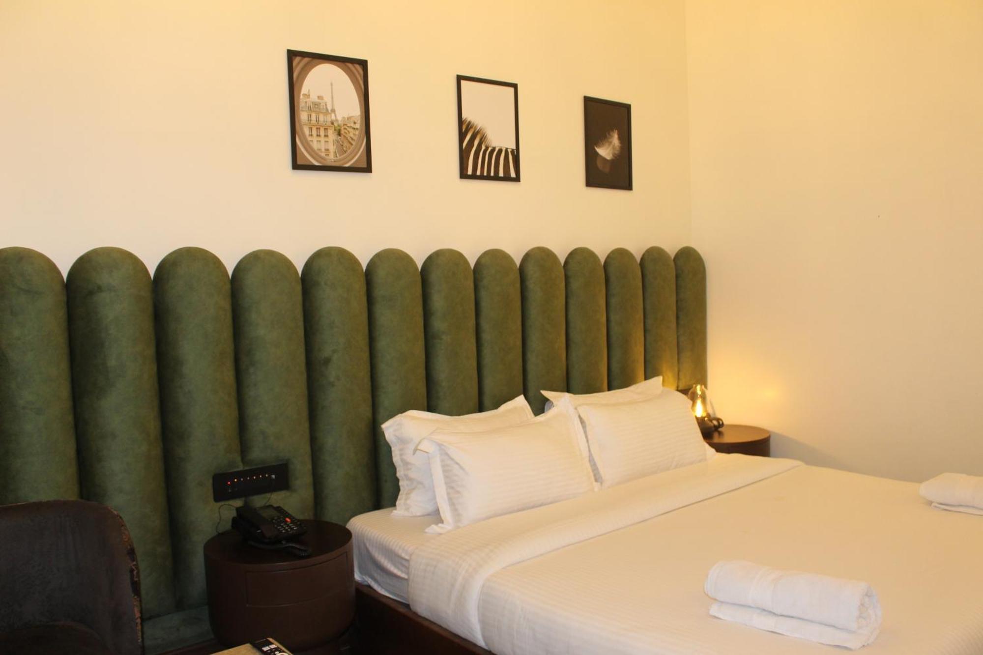 Gulf Hotel Mumbai- The Boutique Hotel Colaba Mumbai Exterior foto