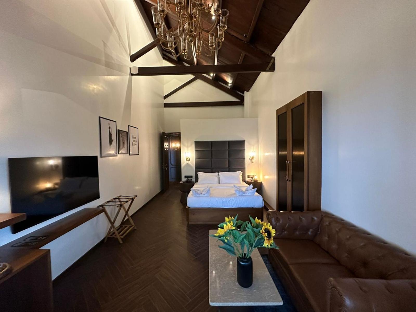 Gulf Hotel Mumbai- The Boutique Hotel Colaba Mumbai Exterior foto